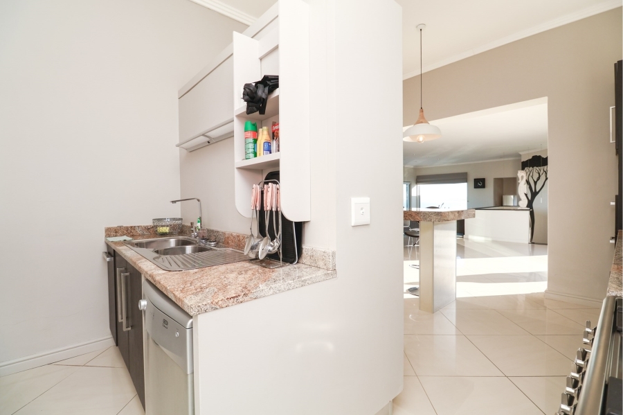 5 Bedroom Property for Sale in Pinnacle Point Golf Estate Western Cape
